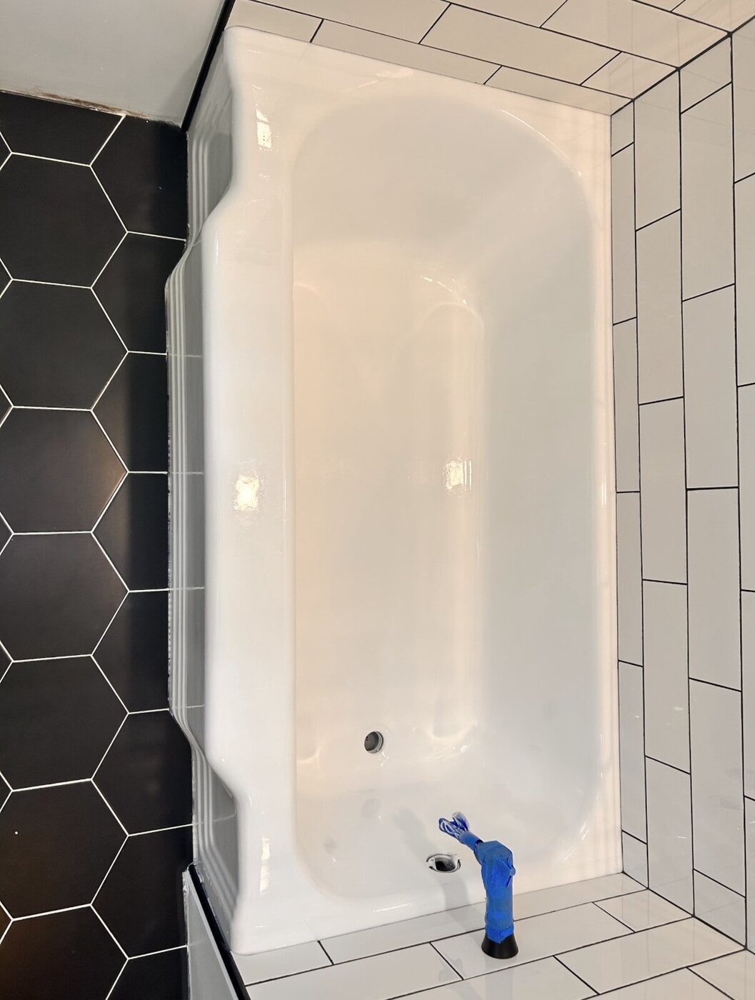 Modern Bathtub Refinish