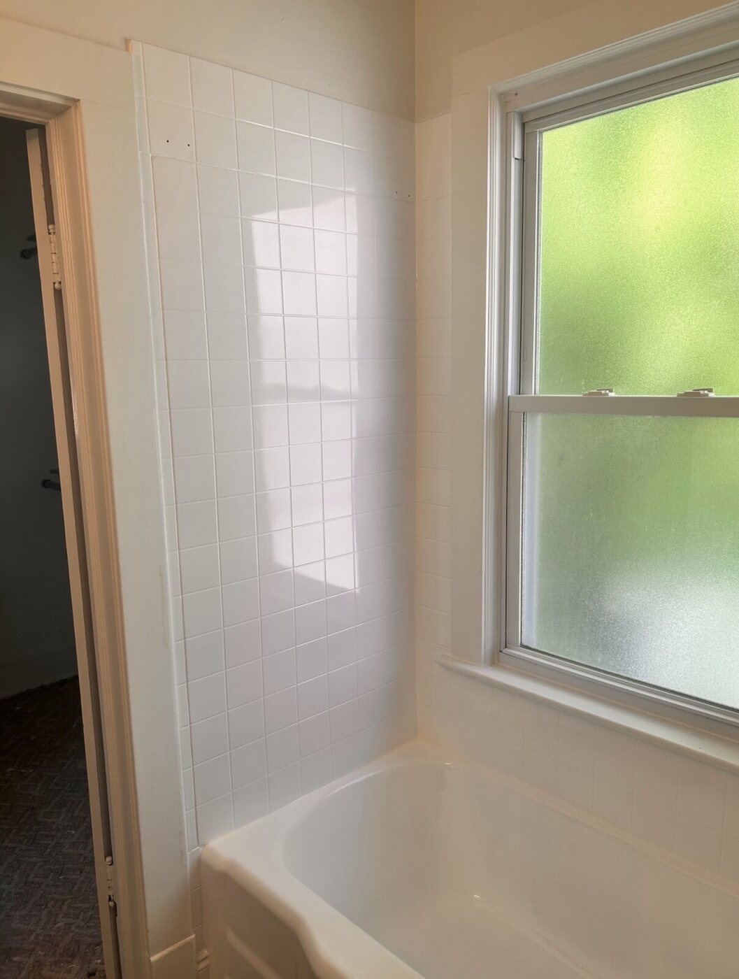 Bathtub Refinishing