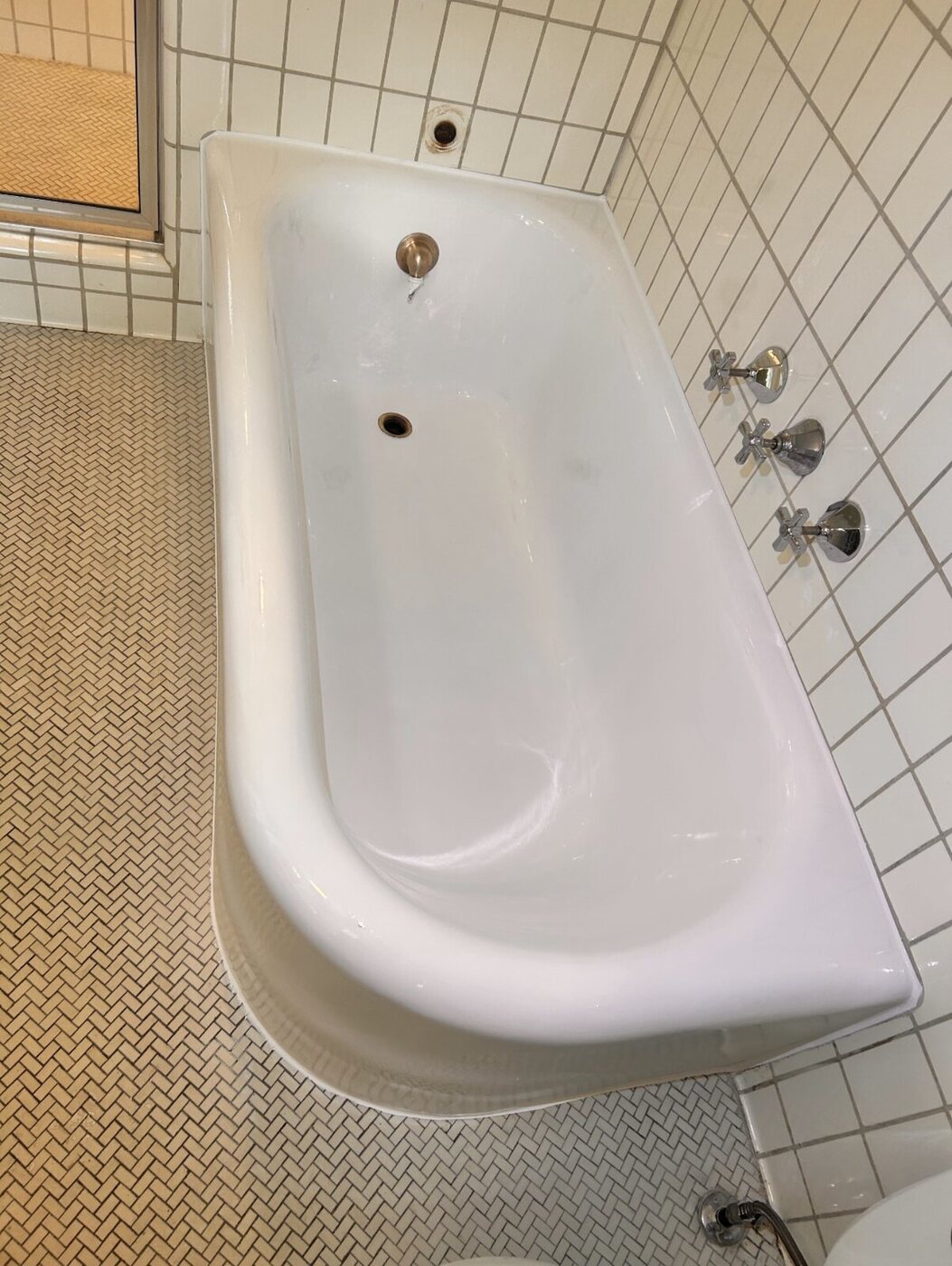 Bathtub Refinishing
